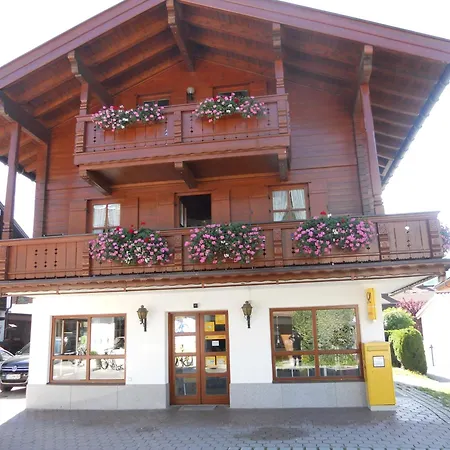 Gemuetliche Im Zentrum Von Apartment Reit im Winkl